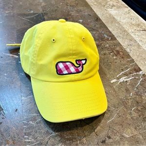 Women’s OSFA VINEYARD VINES LEMON YELLOW WITH PINK LOGO CLASSIC BASEBALL HAT